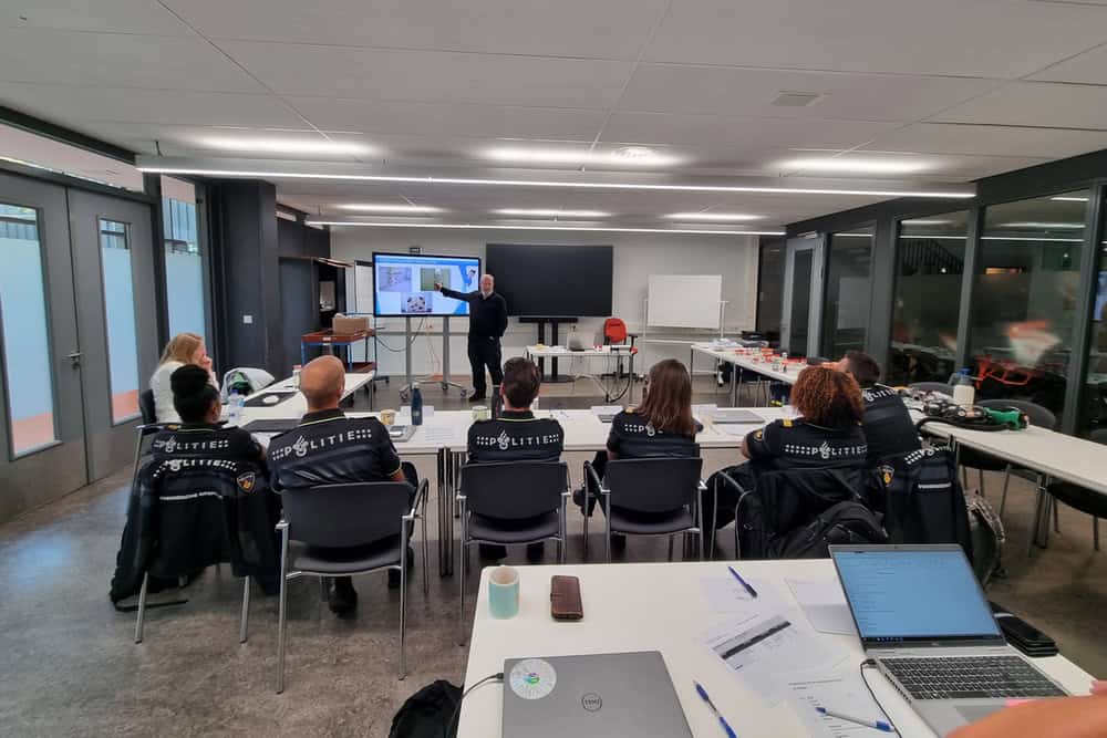 Politieacademie krijgt cursus bij BME Opleidingen